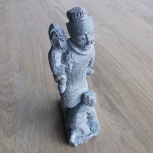 Inuit Woman with  Children - 912